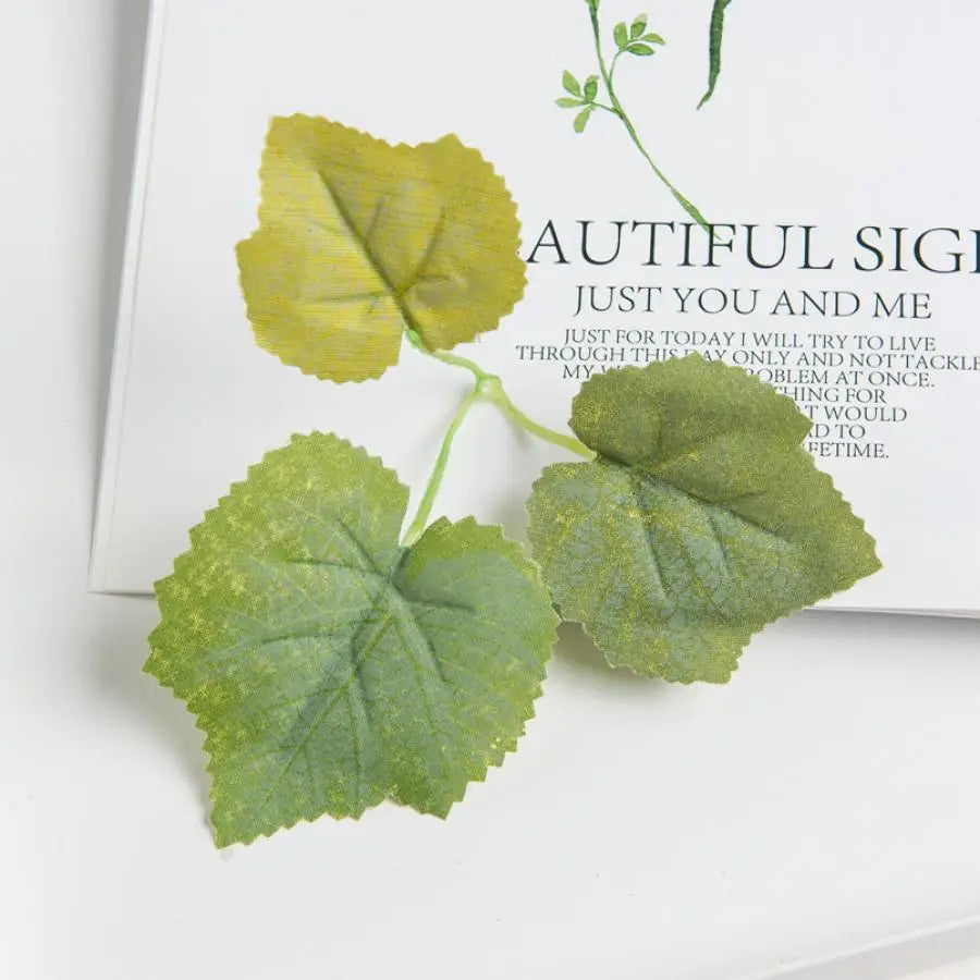 100 Pcs Silk Maple Leaves – Artificial Wedding & Home Décor Artificial Decorative Leaves Babs