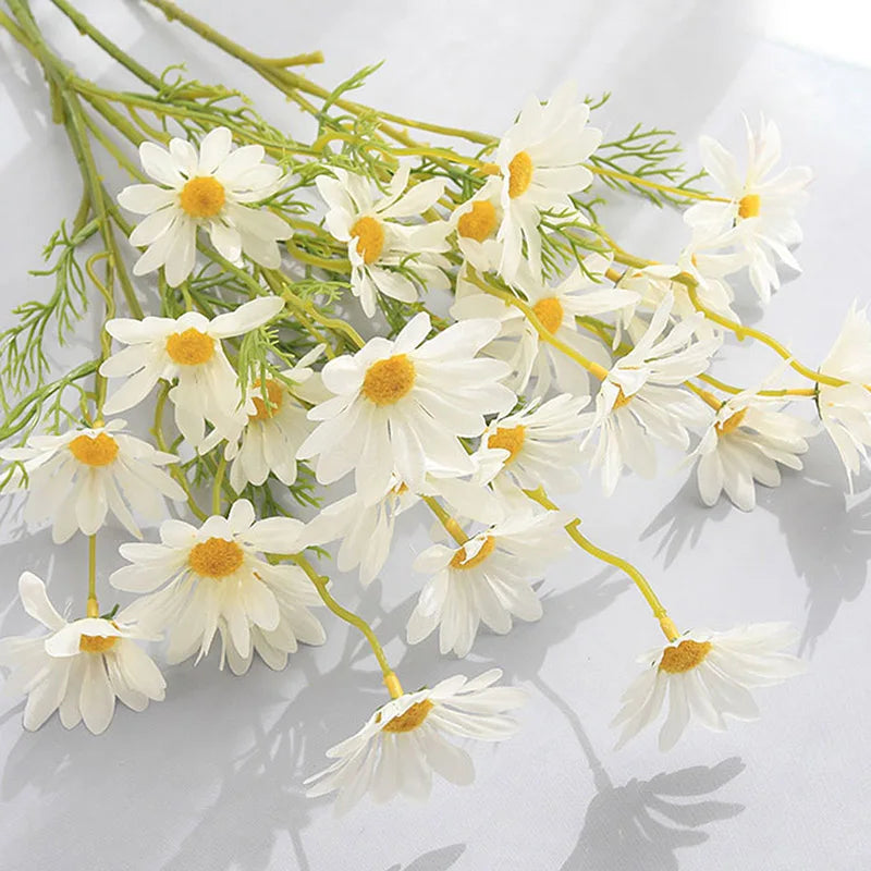 5-Piece Artificial White Daisy Bouquet – 50cm Silk Flowers Artificial Silk Flowers Babs