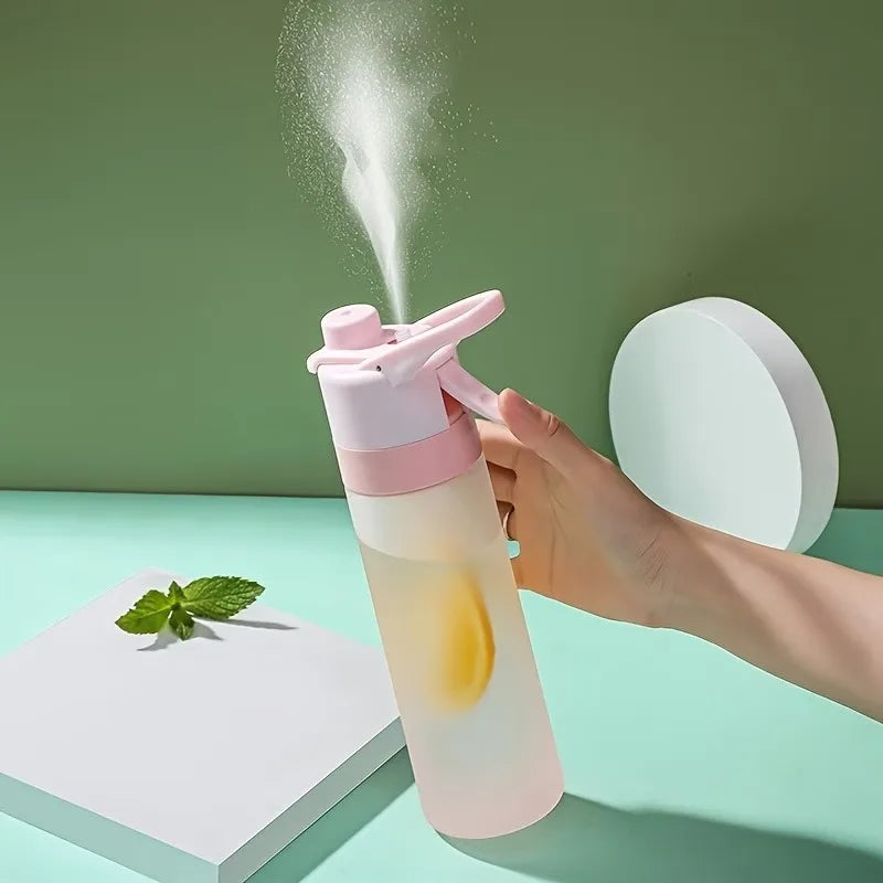 700ml BPA-Free Spray Water Bottle – Leakproof & Reusable Spray Water Bottle Babs