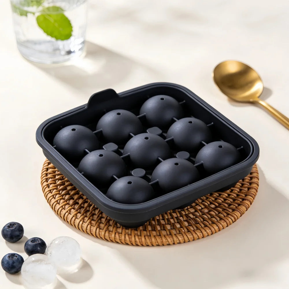 Soccer Ball Silicone Ice Cube Tray with Lid – 9 Cavities Silicone Ice Cube Tray Babs