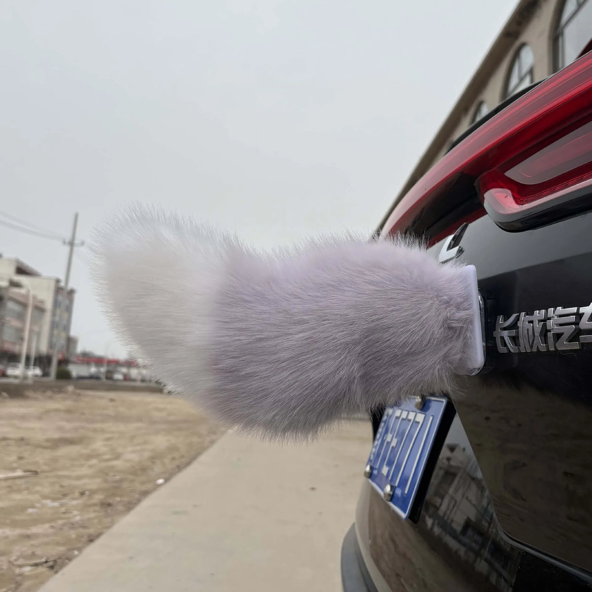 Electric Wagging Faux Fox Tail Car Ornament | Remote Control Car Exterior Ornament Babs 4