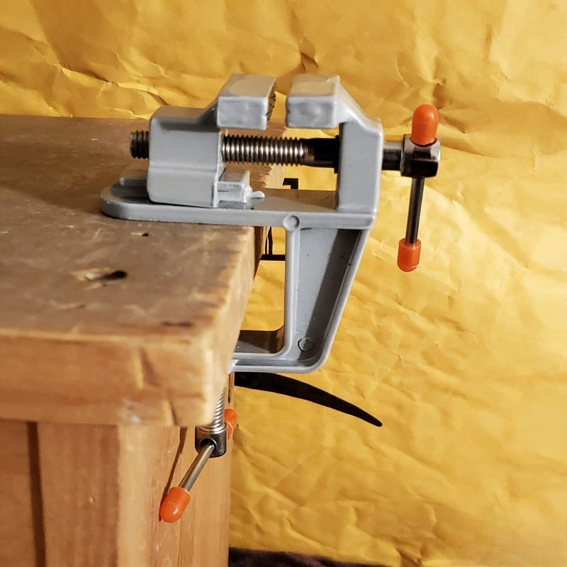 Mini Aluminum Alloy Table Bench Vise for Jewelry & Woodworking Mini Bench Vise Babs