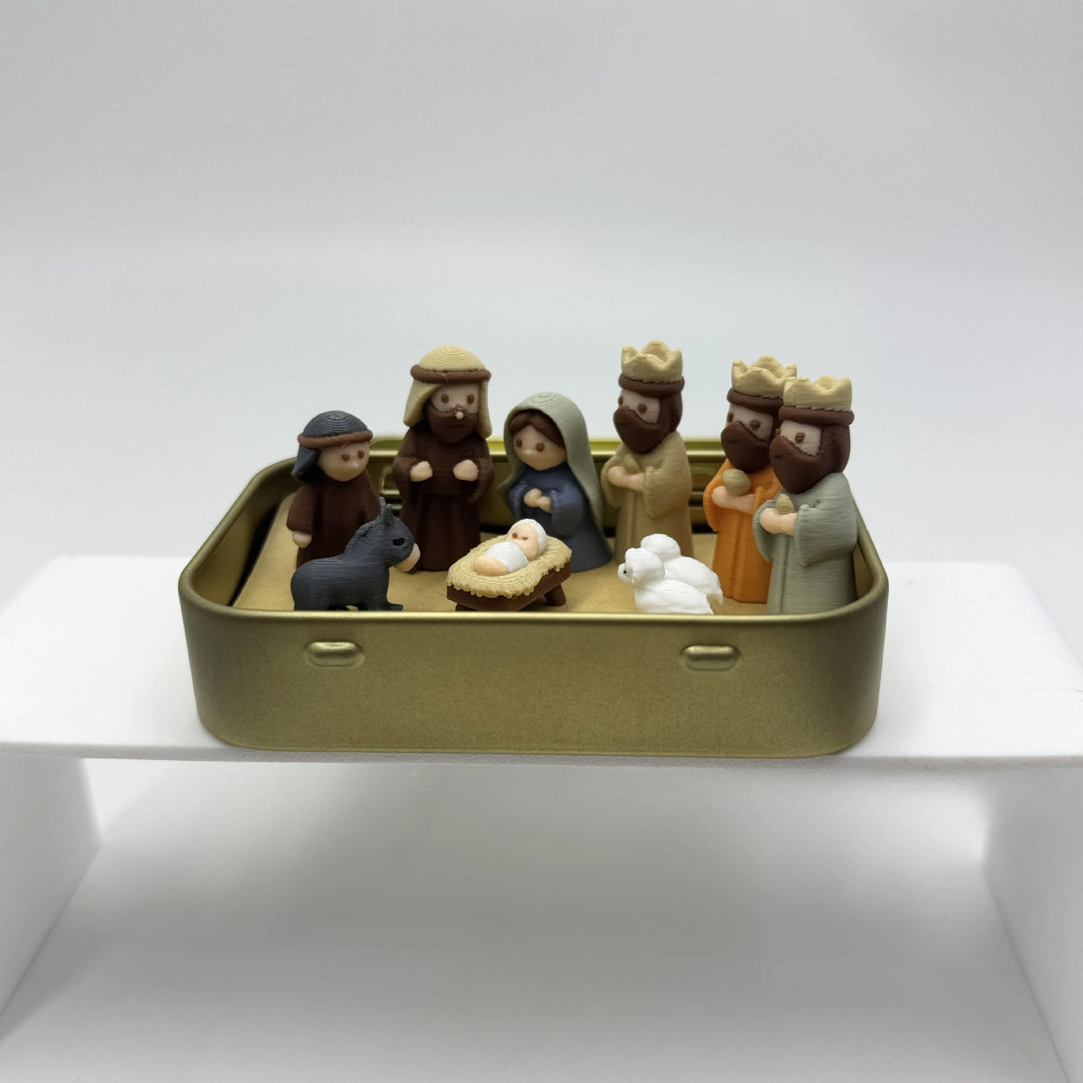 Handmade Mini Christmas Nativity Trough Set – Hand Painted Gift Christmas Nativity Set Babs MULTI 13x8x2.5cm