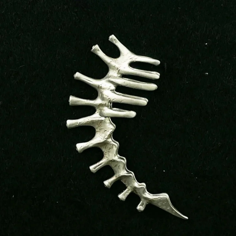 Punk Spine Thorn Clip-On Earrings – Silver Zinc Alloy Ear Cuff Clip-On Earrings Babs