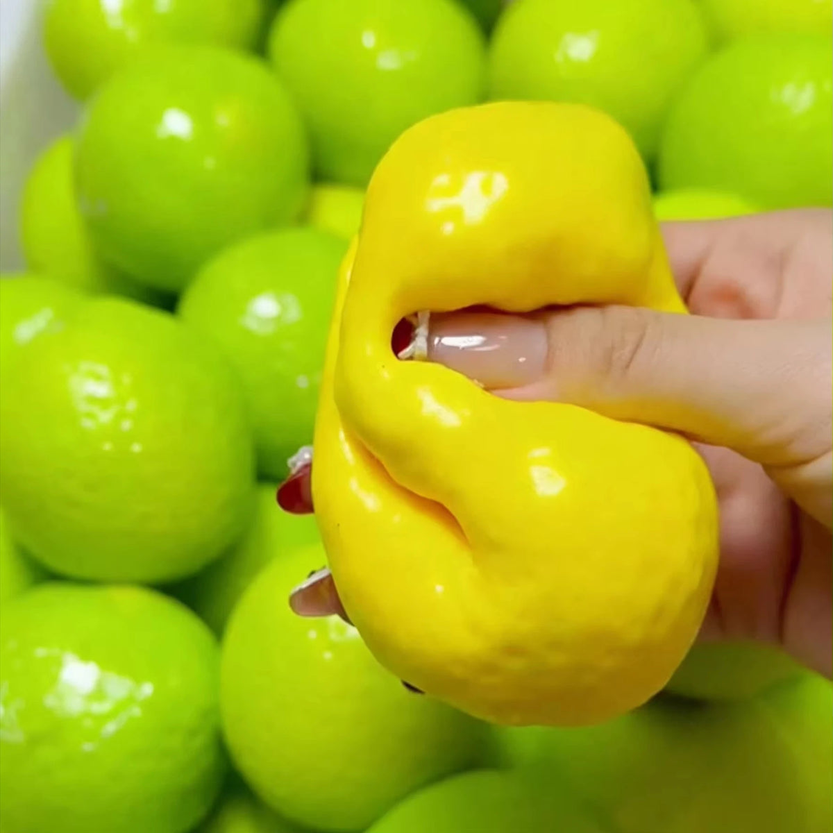 Squishy Lemon & Mango Fidget Ball – ASMR Sensory Squeeze Toy Sensory Fidget Toy Babs Lemon 2pcs