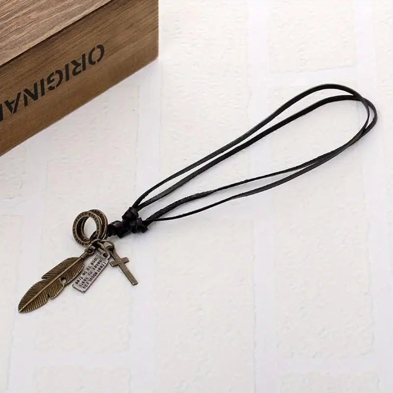 Feather Cowhide Necklace – Men's Long Collarbone Chain Leather Chain Necklace Babs antiquecopper