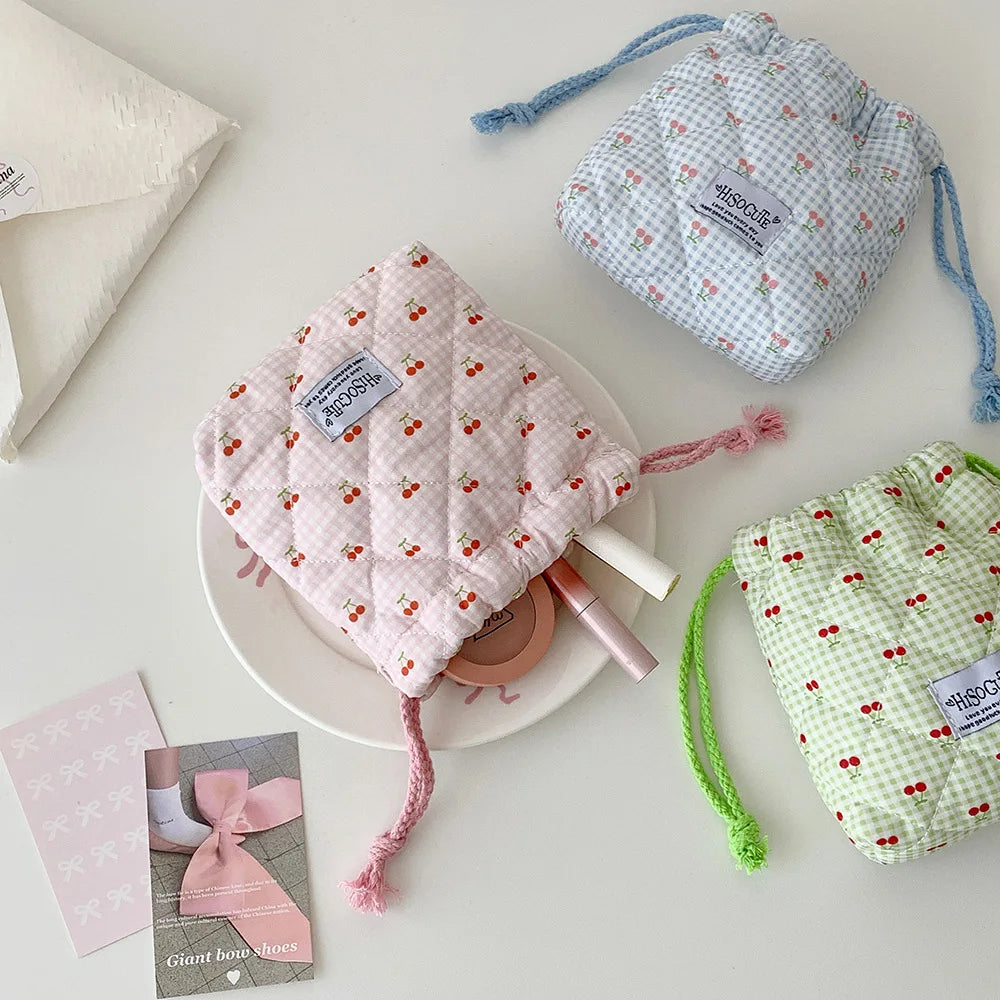 Quilted Drawstring Makeup Bag – Cute Travel Toiletry Pouch Drawstring Makeup Bag Babs