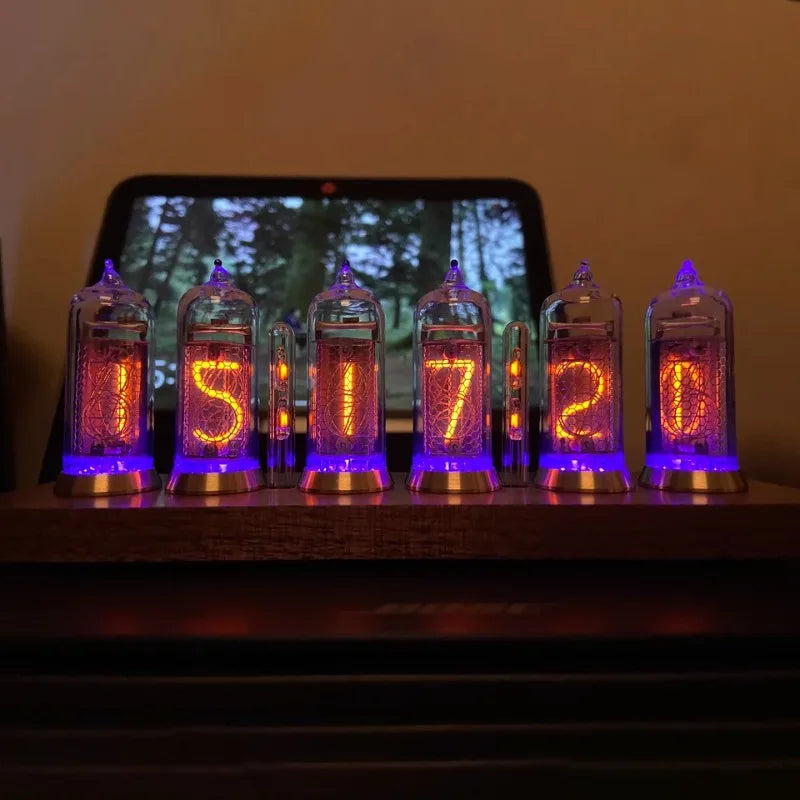 IN14 Nixie Tube Desk Clock – Retro Wood & Bluetooth | Oeny Nixie Tube Desk Clock Babs