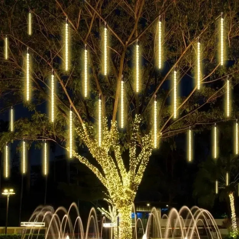 Meteor Shower LED String Lights 8 Tubes – Outdoor Christmas Décor LED Meteor Shower Lights Babs