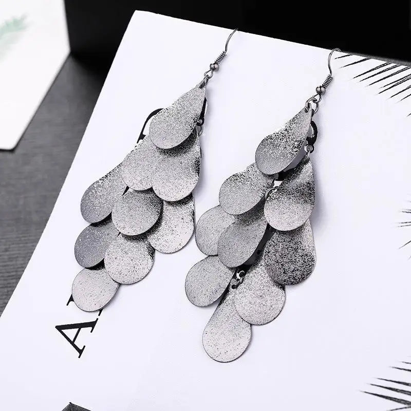 Bohemian Retro Long Dangle Tassel Earrings – Ethnic Vintage Dangle Earrings Babs gun black