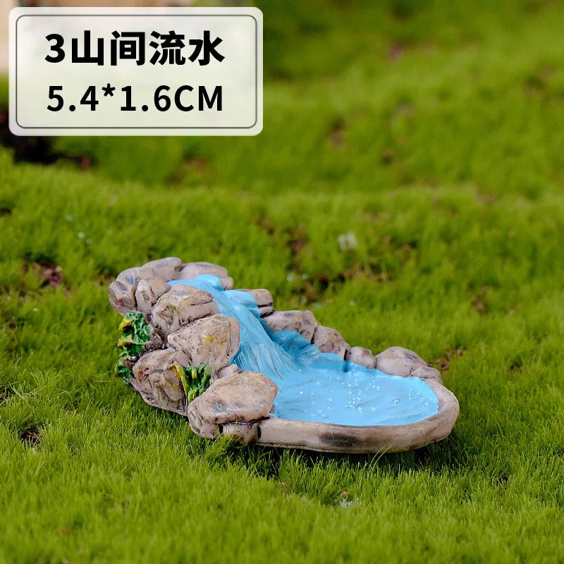 Miniature Well Statue – Handmade Resin Micro Landscape Décor Miniature Garden Statue Babs flowing water