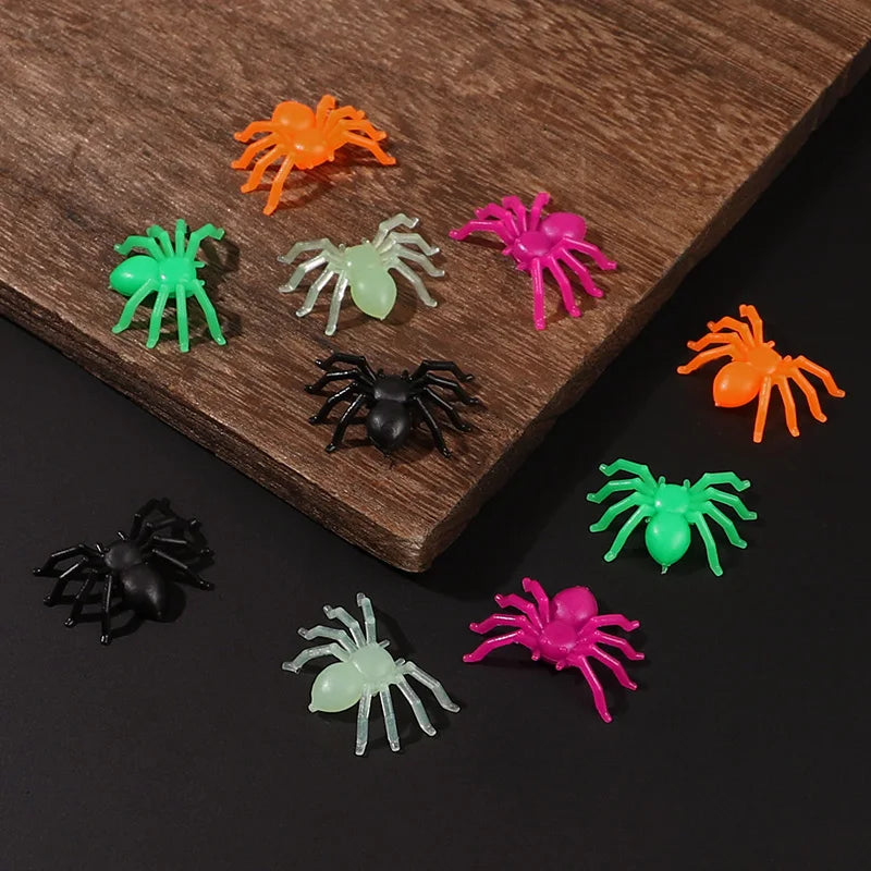50–200pcs Mini Plastic Spiders Halloween Party Decoration Props Halloween Decoration Props Babs