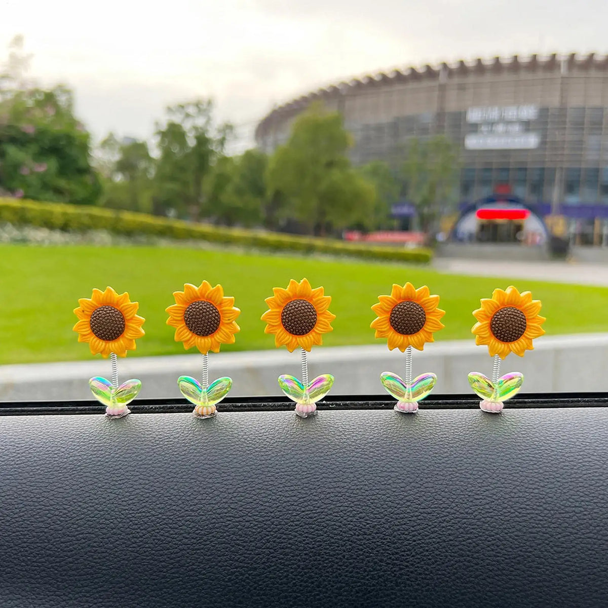 Cute Sunflower Car Decor Set – 5pcs Dashboard Accessories Car Interior Decor Babs