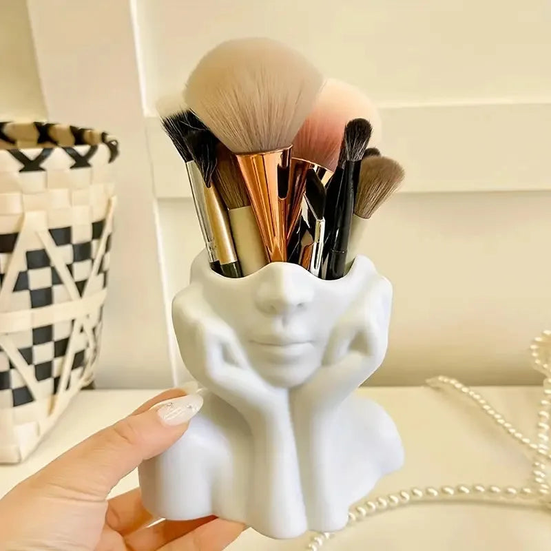 Face Shape Makeup Brush Holder – Portable Beauty Storage Box Makeup Brush Holder Babs