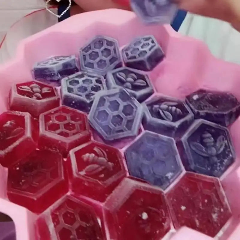 Silicone Bee Honeycomb Mold – 19-Cell Baking & Craft Mold Silicone Baking Mold Babs