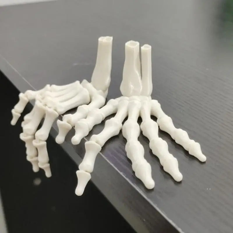 3D Printed Flexible Skeleton Hand Halloween Decoration Ornament Halloween Decoration Babs