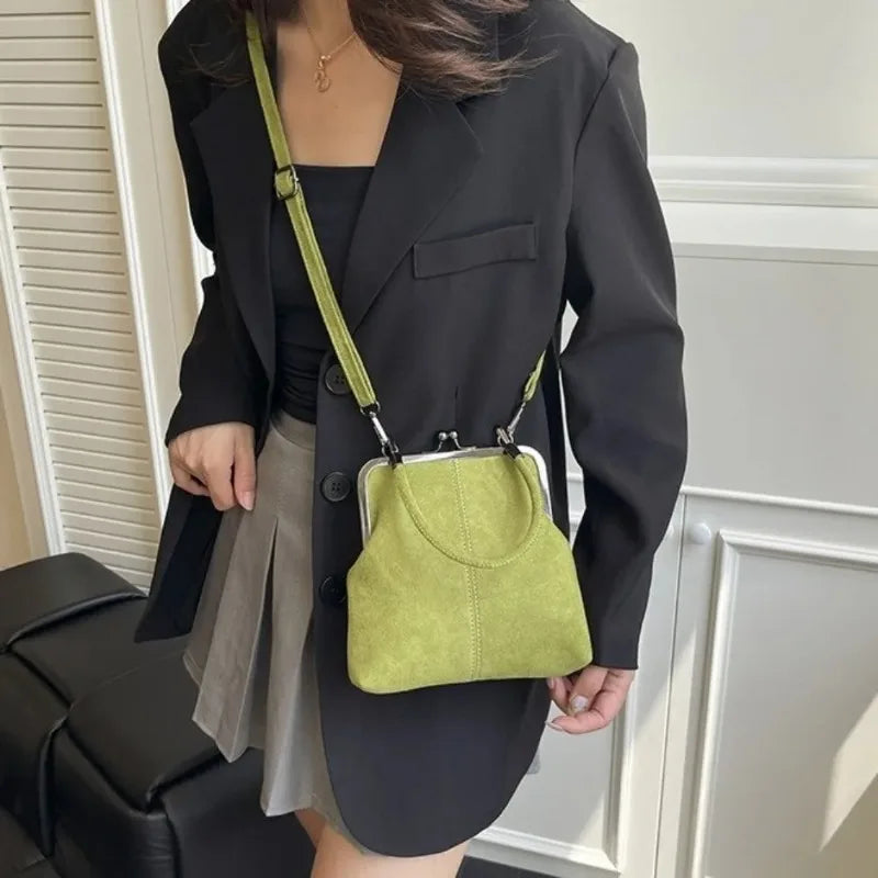 Retro Shell Handbag – Women's Crossbody Shoulder Bag | Work & Travel Crossbody Handbag Babs