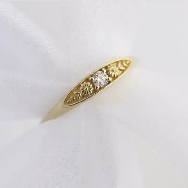 Flower Shape Zircon Fashion Ring for Women | Cute & Stylish Fashion Ring Babs
