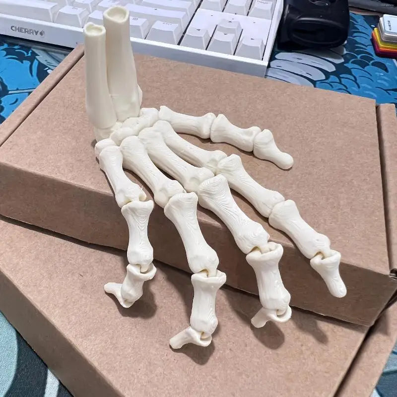 3D Printed Flexible Skeleton Hand Halloween Decoration Ornament Halloween Decoration Babs