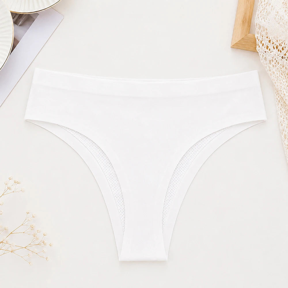 Women's Seamless No-Show Anti Camel Toe Thong Panties Seamless Thong Panties Babs White M 1pc