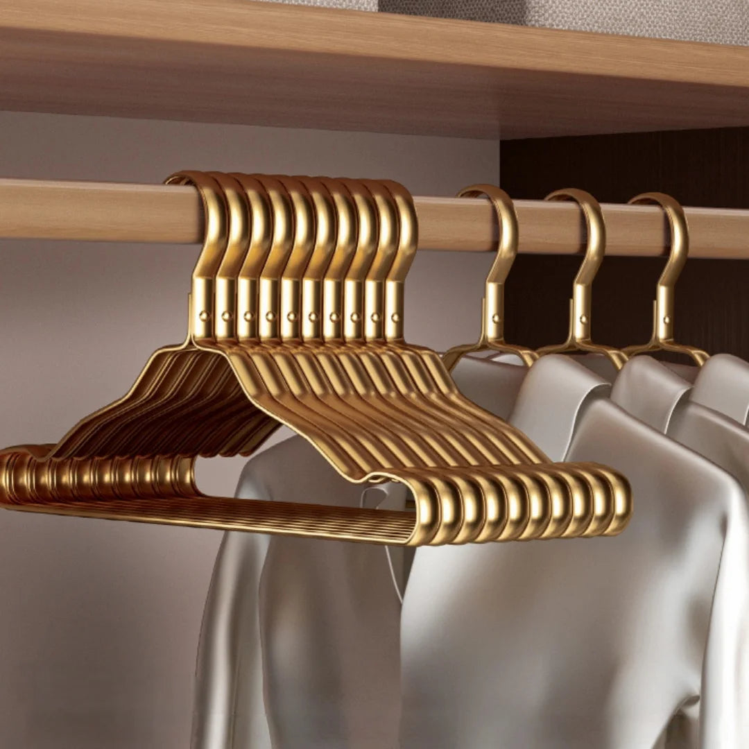 Metal Clothes Hangers – Heavy Duty Aluminum Coat & Dress Hangers Metal Clothes Hangers Babs