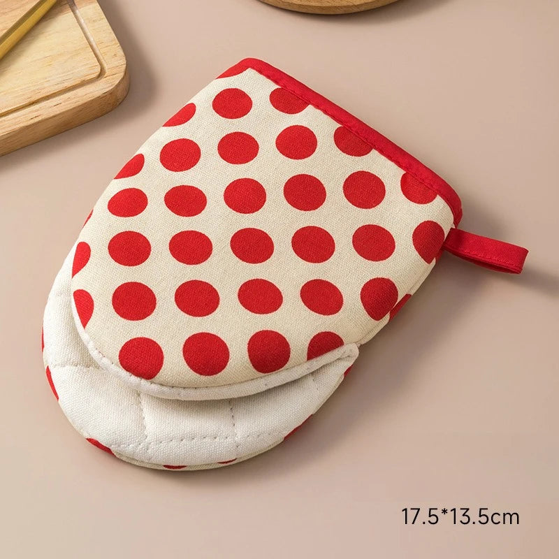 Polka Dot Oven Mitts – Heat-Resistant Thick Cotton Baking Gloves Oven Mitts Babs 1Pc