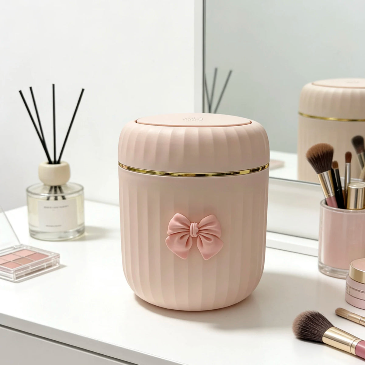 Mini Press-Open Desktop Trash Can with Lid & Bow Decor Desktop Trash Can Babs Pink