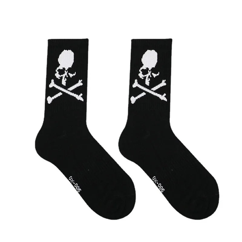Hip Hop Skull Socks – Black & White Cotton Mid-Tube Women's Cotton Crew Socks Babs