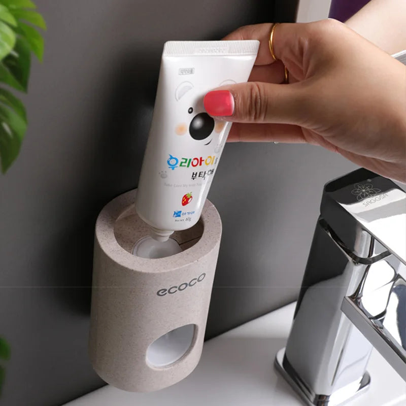 Smart Wooden Toothpaste Squeezer – Space-Saving Bathroom Tool Toothpaste Squeezer Babs
