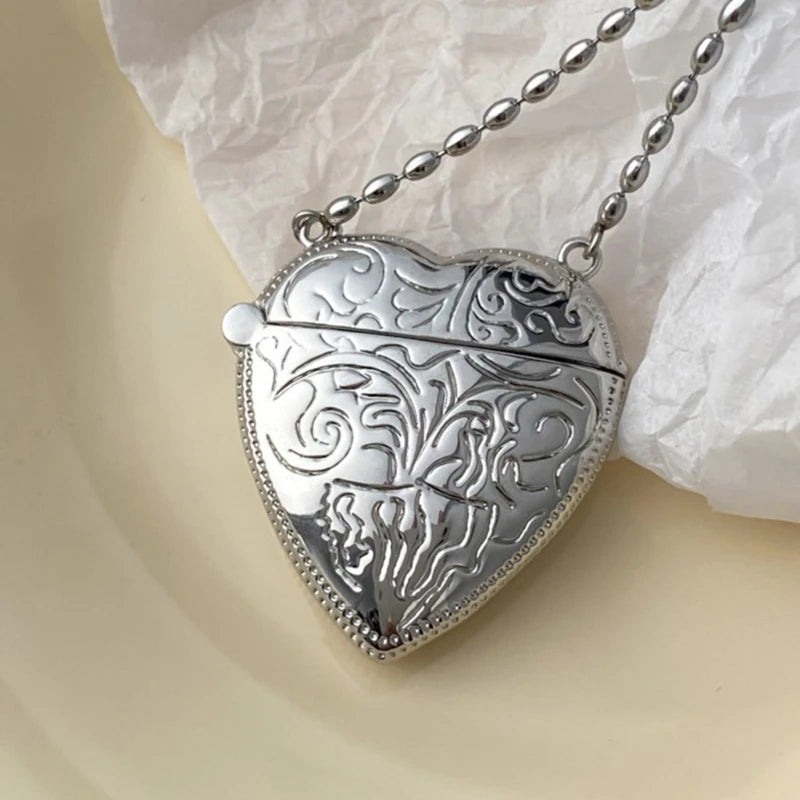 Heart Locket Necklace with Photo Frame | Women's Keepsake Locket Pendant Necklace Babs