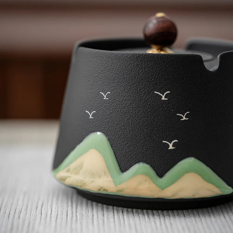 Ceramic Ashtray with Lid – Chinese Style Stoneware Home & Office Decorative Ashtray Babs
