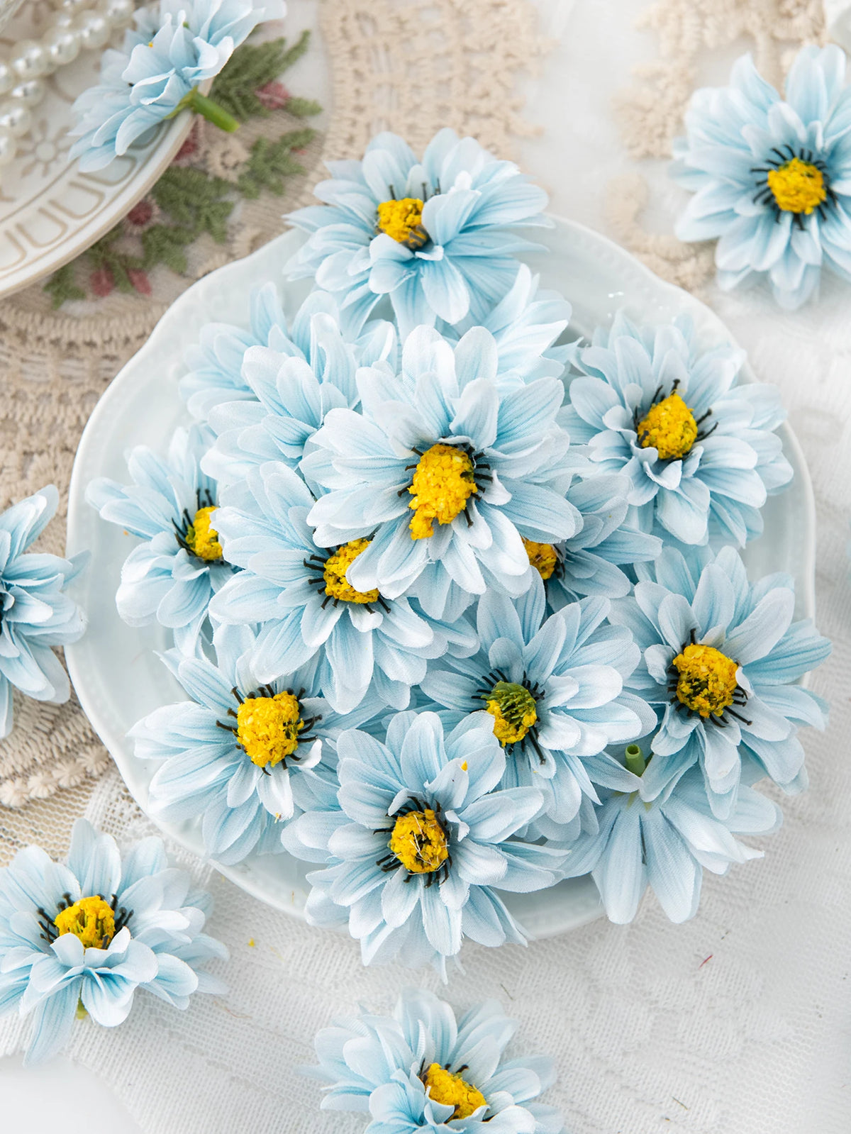 Small Daisy Artificial Silk Flowers 10/20 Pcs – Home & Wedding Artificial Silk Flowers Babs COLOR 3 20 PCS