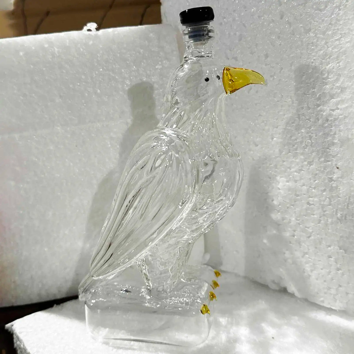 Eagle Shaped Whiskey Decanter – Sculptural Glass Bar Decor Whiskey Decanter Babs