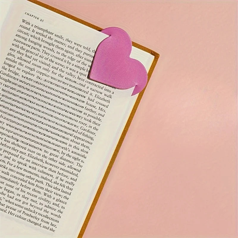 Heart-Shaped Faux Leather Bookmarks 4pcs – Multicolor Double-Sided Faux Leather Bookmark Babs