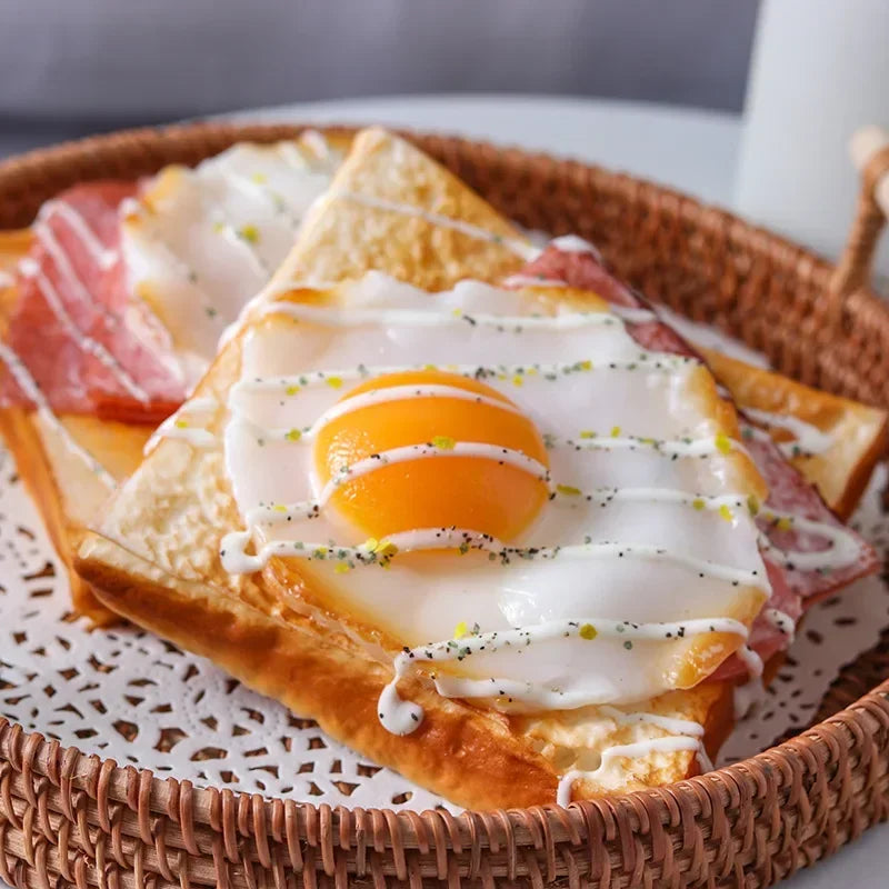 Fake Toast Egg Bread Prop – Realistic Food Decor & Kids Sketch Aid Fake Food Prop Babs