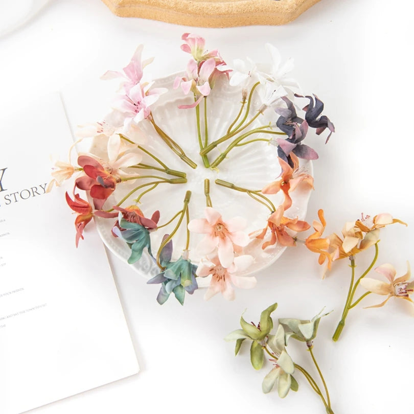 Silk Hydrangea Artificial Flowers 50/100pcs – Wedding & Home Décor Artificial Flower Heads Babs