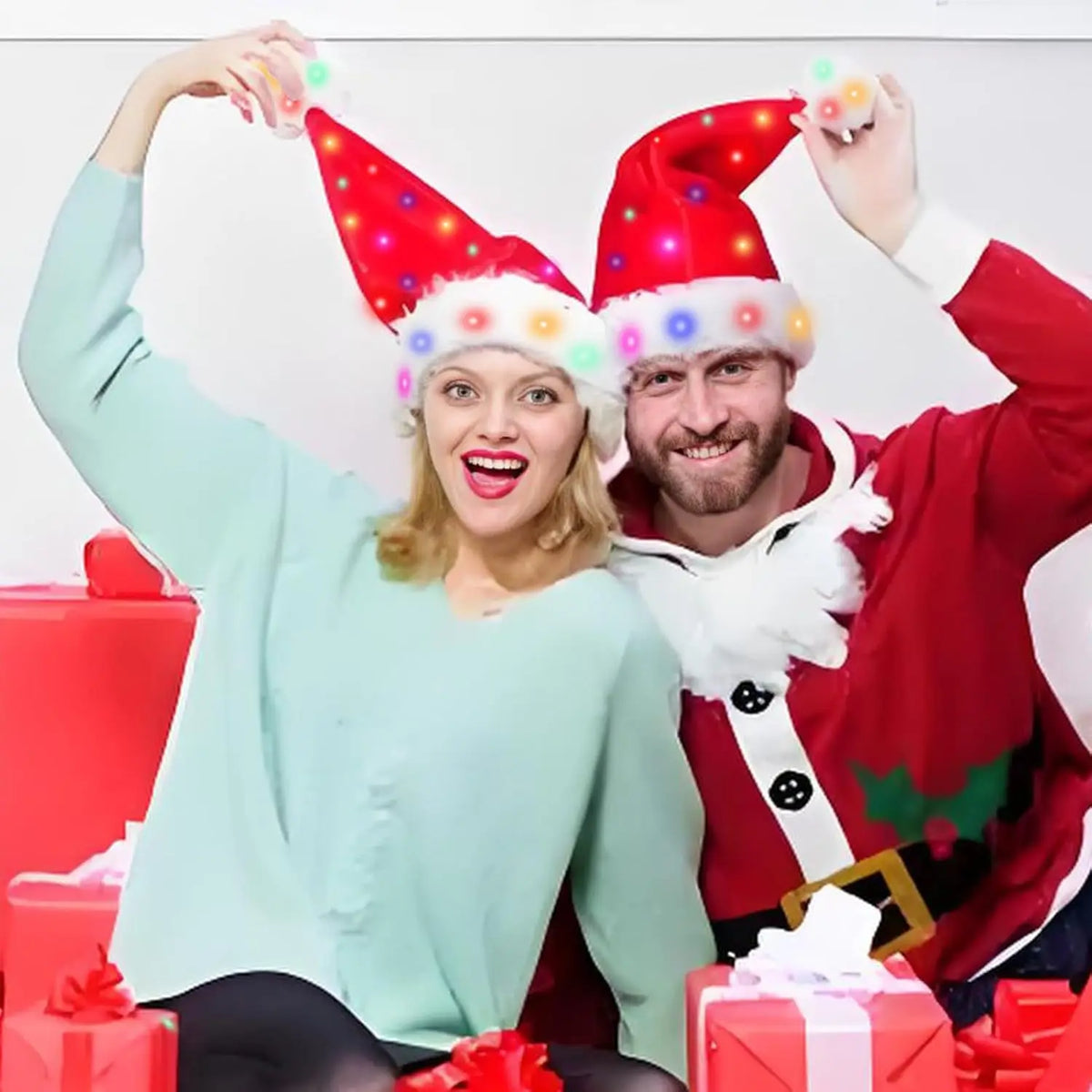 Light Up Santa Hat – LED Red Velvet Christmas Costume Hat LED Costume Hat Babs