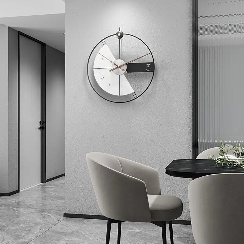Modern Silent Wall Clock – Nordic Minimalist Metal, 63cm Silent Wall Clock Babs