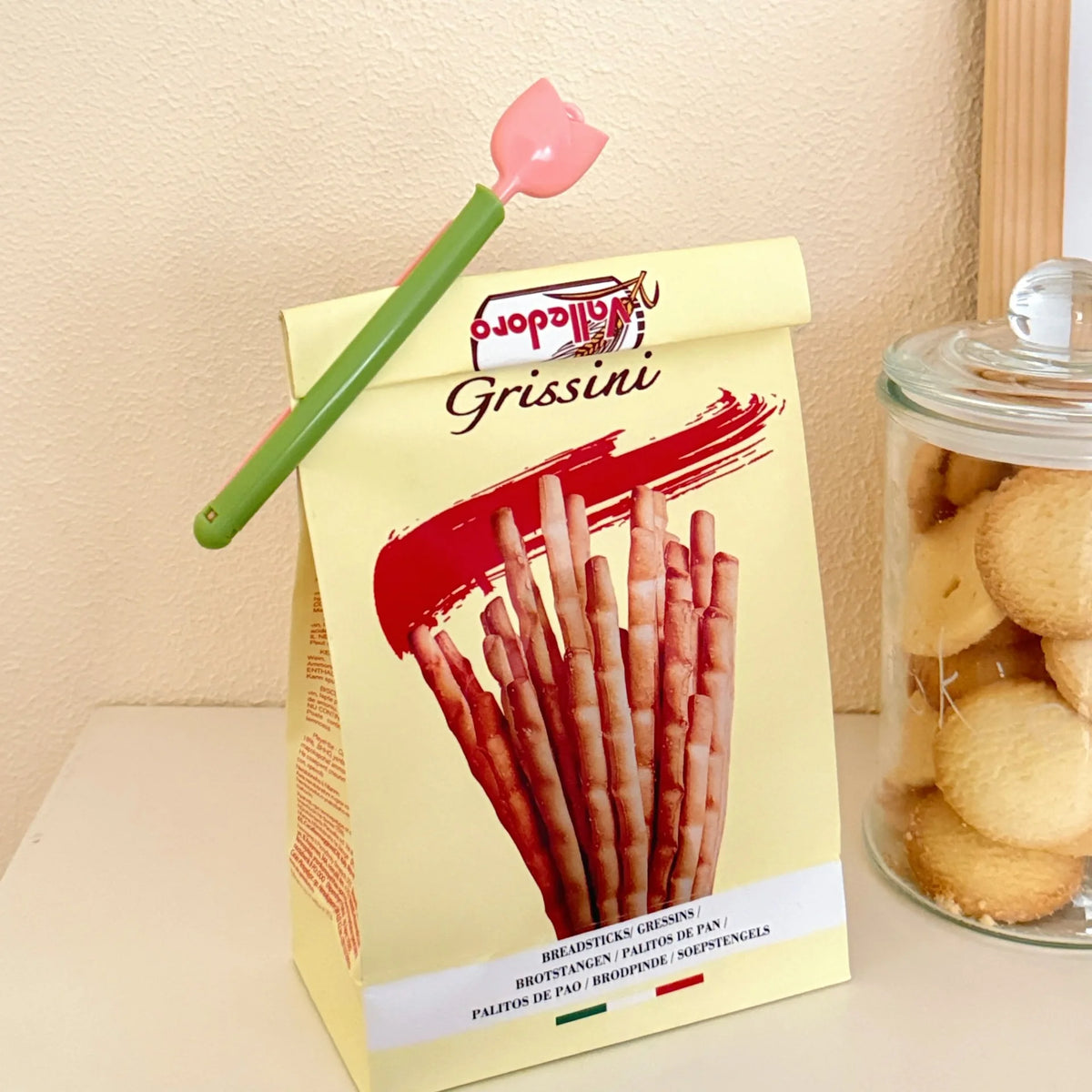 5-Pack Tulip Magnetic Bag Clips – Moisture-Proof Snack Sealer Food Storage Clips Babs