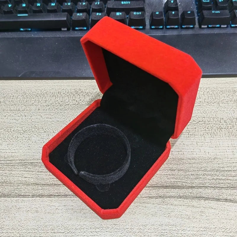 Velvet Octagonal Bracelet Jewelry Box – Elegant Gift Display Jewelry Display Box Babs red