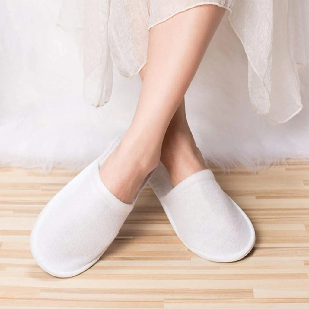 Disposable Plush Spa Slippers – Closed-Toe, 5/10/20 Pairs Disposable Slippers Babs