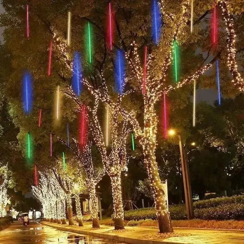 Meteor Shower LED String Lights 8 Tubes – Outdoor Christmas Décor LED Meteor Shower Lights Babs