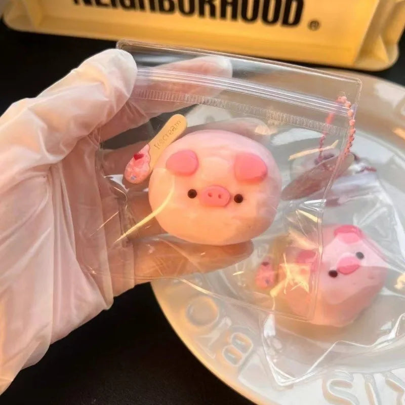 Kawaii Piggy Squeeze Toy – Soft Slow Rebound Bag Charm Squishy Fidget Toy Babs