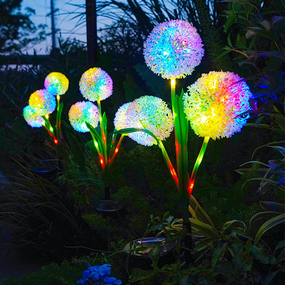 Solar 3-Head Onion Garden Light – Warm & Colorful Pathway Lamp Solar Garden Light Babs