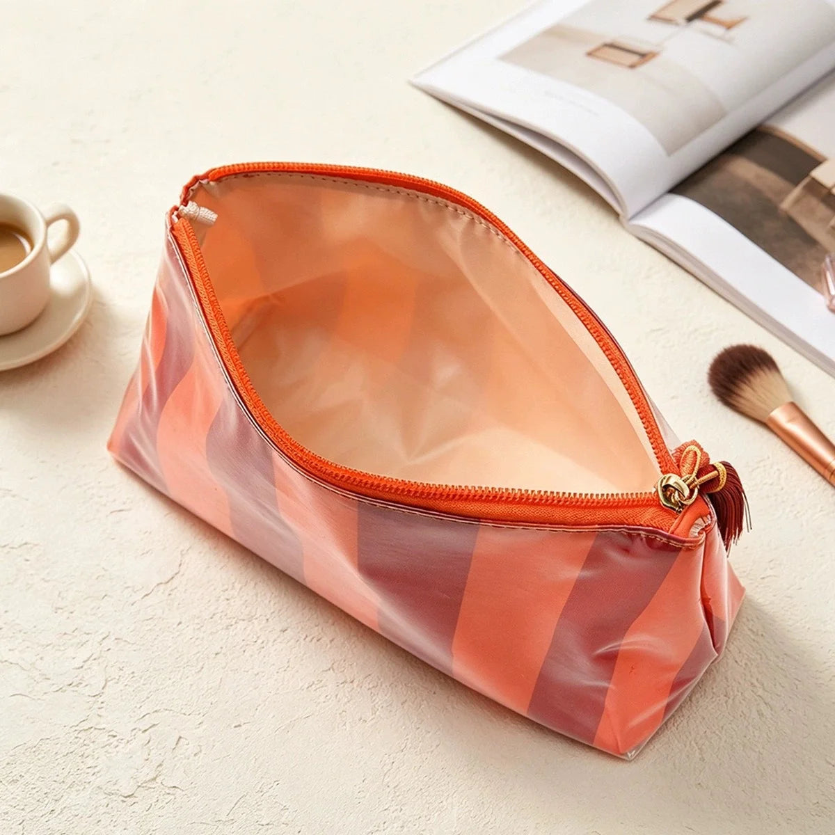 Women's Travel Makeup Bag – Padded Waterproof Cosmetic Pouch Cosmetic Organizer Bag Babs