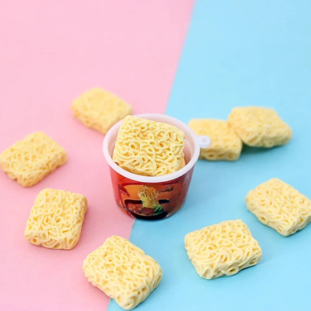 10pcs Miniature Ramen Noodle Models – Realistic Kitchen Decor Miniature Food Toys Babs