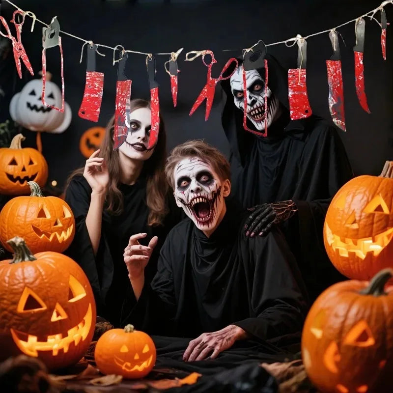 Halloween Hanging Bloody Knife Banner Horror Prop – 1-4 Sets Halloween Party Prop Babs