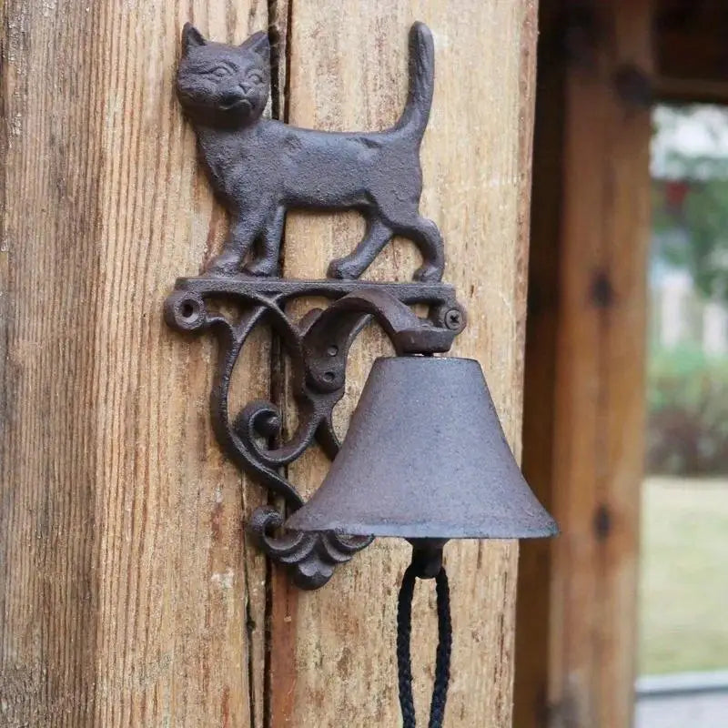 Rustic Cat Cast Iron Hand Crank Wall-Mounted Welcome Bell Decorative Door Bell Babs
