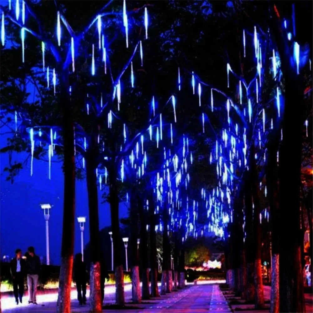 Meteor Shower LED String Lights 8 Tubes – Outdoor Christmas Décor LED Meteor Shower Lights Babs