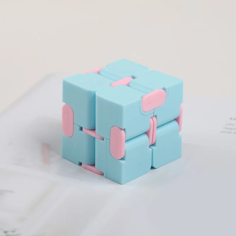 Infinite Magic Puzzle Cube – Party Favor & Gift Toy for All Ages Magic Puzzle Cube Babs 1pcs blue